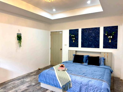 Houses for sale  Pratumnak Hill : For Sell at   Siri Khao Taloo Village Project
