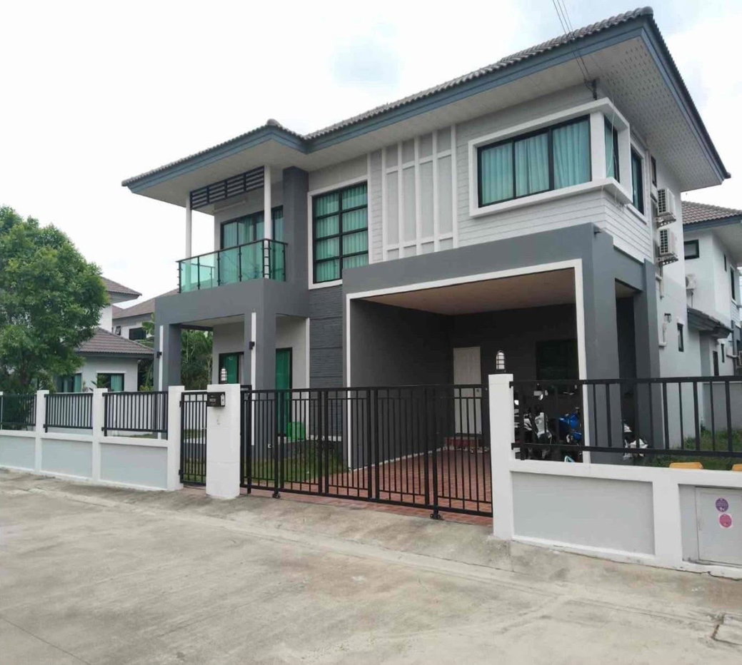 รูป 🏡✨ บ้านเดี่ยวให้เช่า “บุญยกร เลคพาร์ค รังสิต คลอง 6” 4 ห้องนอน 3 ห้องน้ำ บ้านพื้นที่ใหญ่ บรรยากาศร่มรื่น ใกล้ทะเลสาบภายในโครงการ - รูปที่ 3/7