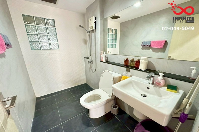 รูป ขายบ้านเดี่ยว 2 ชั้น ไลฟ์ บางกอก บูเลอวาร์ด วงแหวน-พระราม 9  ถนนกาญจนาภิเษก ตกแต่งพร้อมอยู่ - รูปที่ 18/23