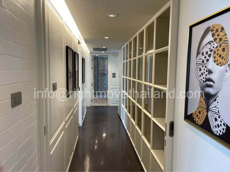 รูป Condo for Rent | Sukhumvit | 3 Bedrooms | 270 Sq.m. | Near BTS Phrom Phong - รูปที่ 11/18