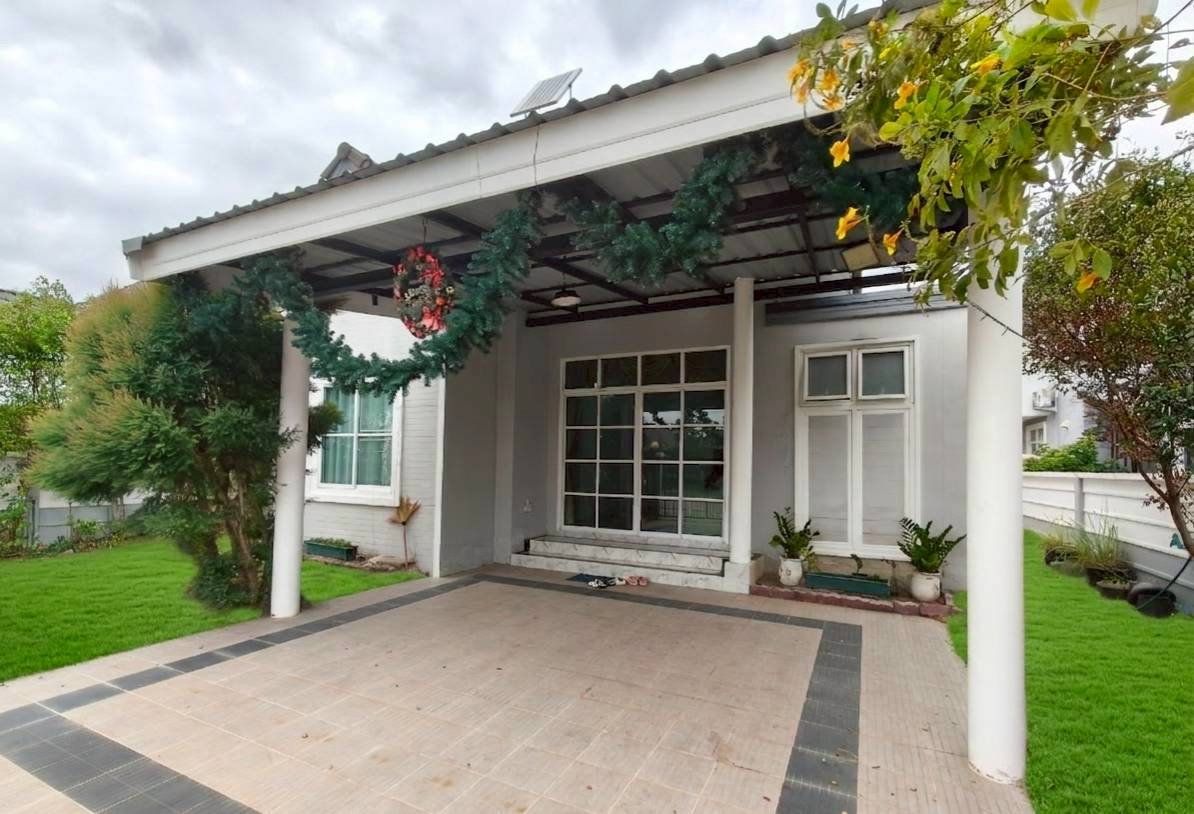 รูป 🏡 บ้านเช่าโครงการคุณภาพ ทำเลเงียบ ปลอดภัย น่าอยู่มาก (ศรีธานีอิงแลนด์) - รูปที่ 4/24