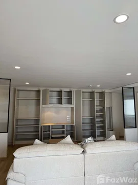 Newly fully renovated unit – 2 Bedroom 6256412