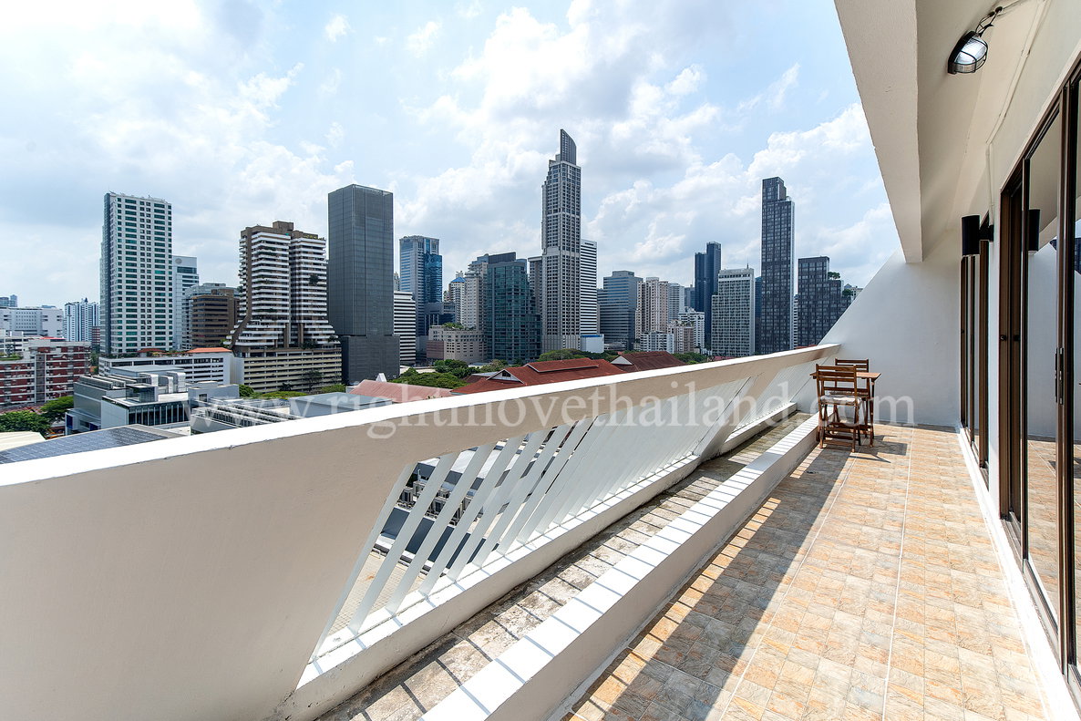 รูป Stylish Renovated 3-Bedroom Condo for Rent | Opposite NIST - รูปที่ 14/15