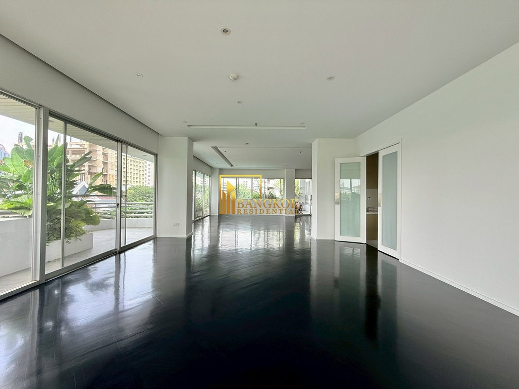 รูป Spacious 4 Bedroom Apartment With Private Terrace in Sathorn - BR21266AP - รูปที่ 3/62