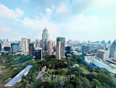 2-BR Condo at Sindhorn Residence near BTS Ratchadamri (ID 2891680)