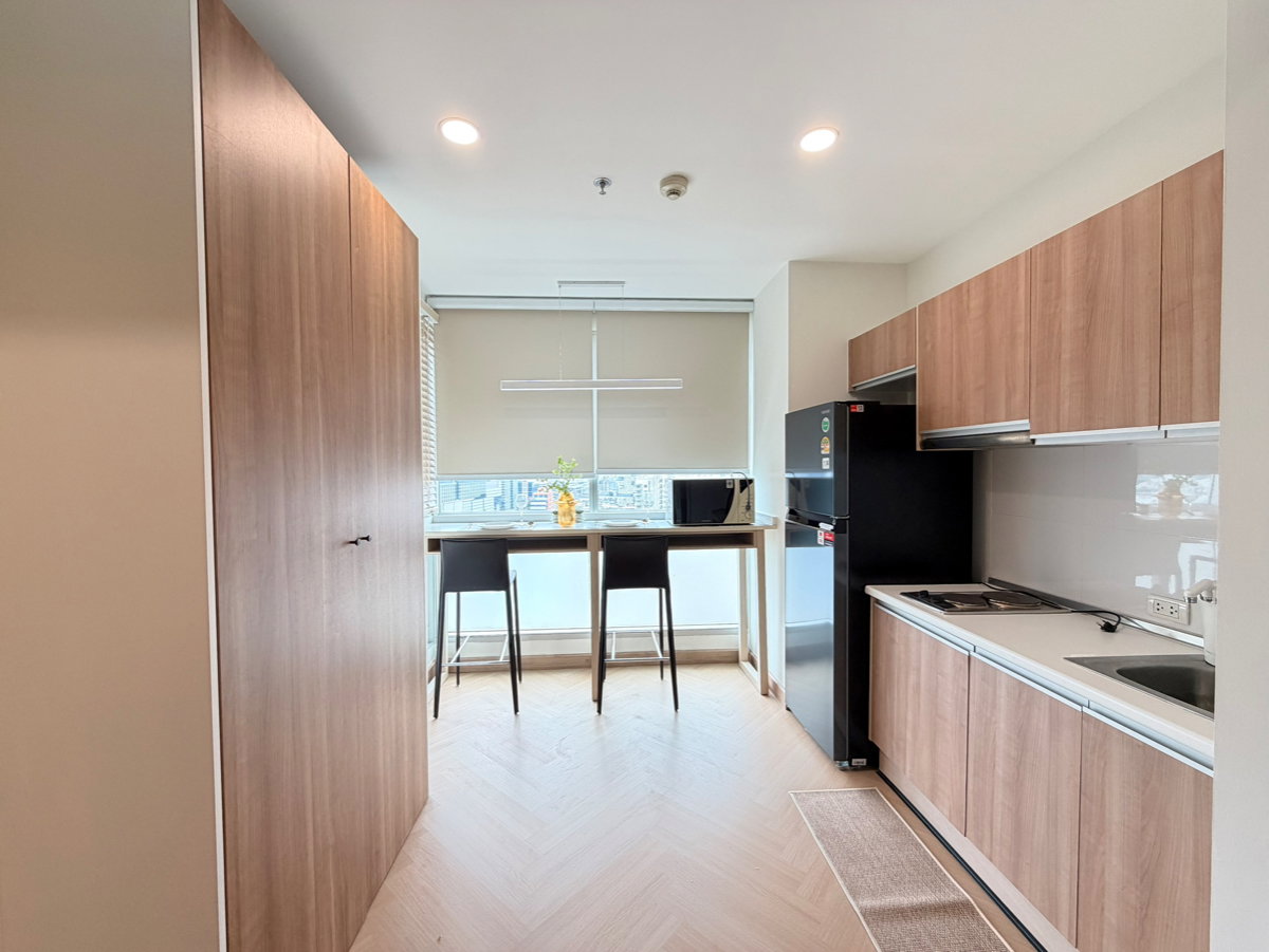 picture For Rent❗️"𝐑𝐇𝐘𝐓𝐇𝐌 𝐑𝐚𝐭𝐜𝐡𝐚𝐝𝐚"  1 Bed 1 Bath Size 46 Sq.m. Near MRT-Ratchadapisek  - 16/23
