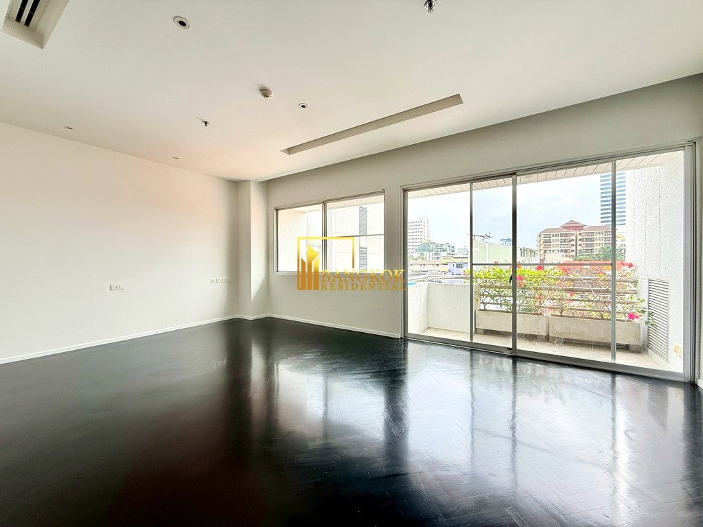 รูป Spacious 4 Bedroom Apartment With Private Terrace in Sathorn - BR21266AP - รูปที่ 4/62