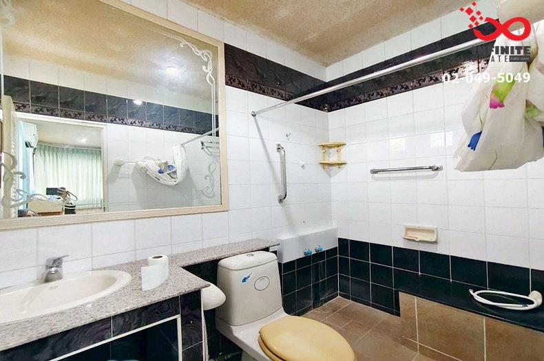 รูป ขายบ้านเดี่ยว 2 ชั้น 98 ตร.ว. ลาดพร้าว 64 - รัชดาภิเษก -  สุทธิสาร ใกล้รถไฟฟ้าสายสีเหลือง - รูปที่ 10/11