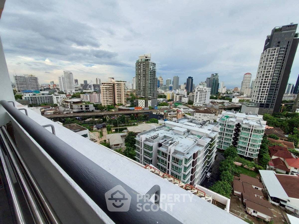 รูป คอนโด 2-ห้องนอน ที่ เดอะวอเตอร์ฟอร์ด ไดมอน ทาวเวอร์ สุขุมวิท ใกล้ BTS พร้อมพงษ์ (ID 2885617) - รูปที่ 14/15