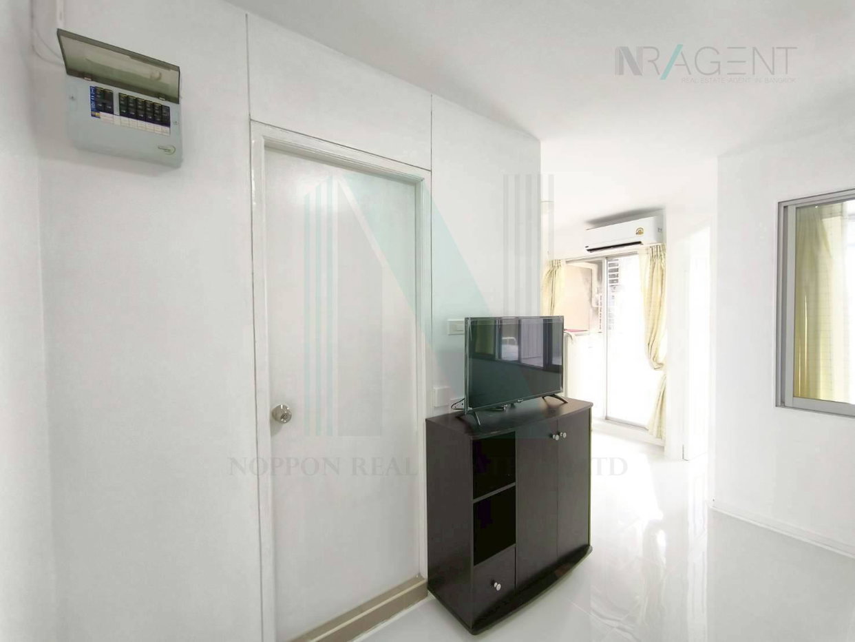 รูป ให้เช่าคอนโด ลุมพินี คอนโดทาวน์ บดินทรเดชา-รามคำแหง อาคาร D3 ชั้น 6 1 ห้องนอน ขนาด 28 ตรม ใกล้ เดอะมอลล์ รามคำแหง - รูปที่ 4/8