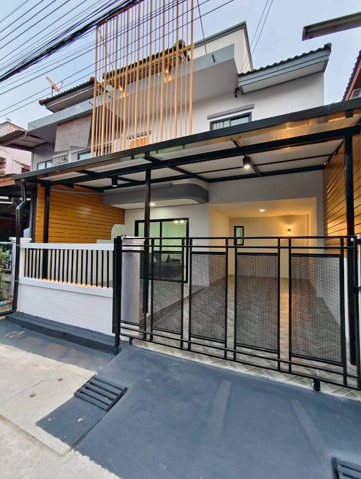 รูป ขายทาวน์เฮาส์ซื่อตรงจันทริน ท่าอิฐ 21 ตร.ว. 3 นอนใหญ่ ใกล้ MRT 5 นาที ฟรีโอน - รูปที่ 3/20