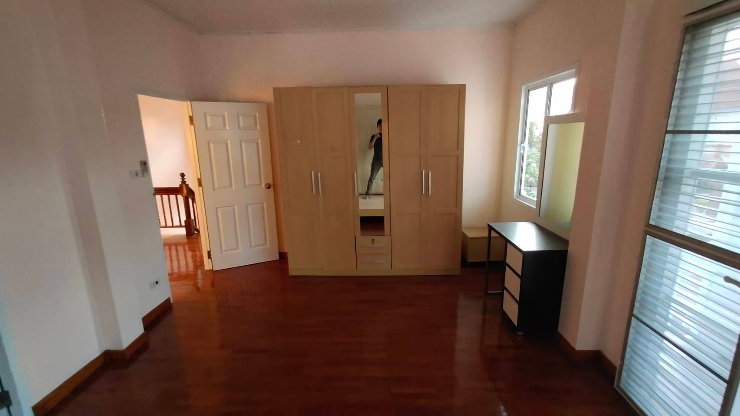 picture House for Rent in sriracha Assumption - 5/11