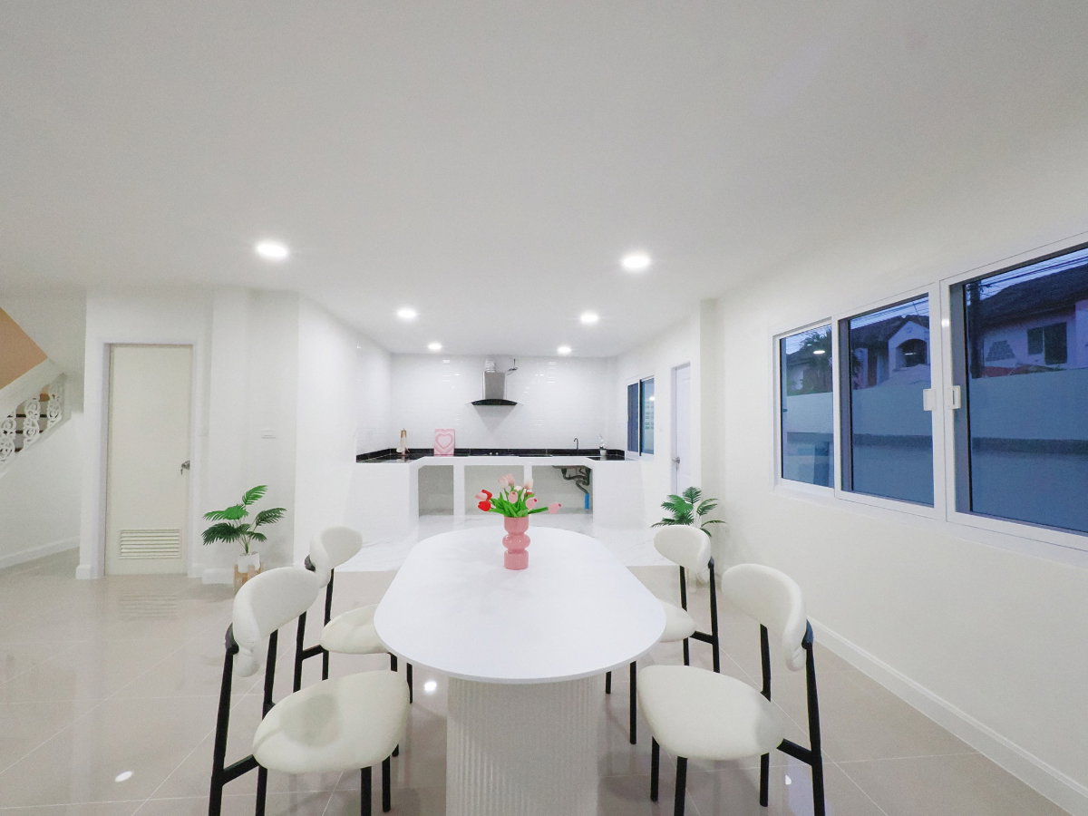 รูป ขายราคาพิเศษ บ้านเดี่ยว 2 ชั้น ขนาด 80.3 ตรว. 3นอน 3น้ำ ม.อู่ทองเพลส2 บ้านหลังใหญ่ ถนนเมน ฟังชั่นดีเยี่ยม พร้อมเฟอร์ [เปียร์​นนท์-ลำลูกกา] - รูปที่ 20/58