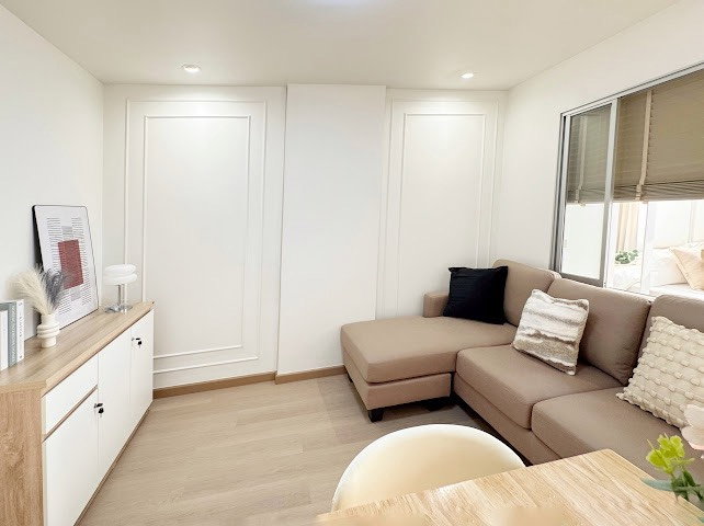 picture Lumpini Condo Town Bodindecha-Ramkhamhaeng For Sell - 7/12