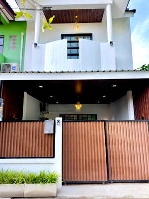 ทาวน์โฮม หนองปรือ ชลบุรี : ขายทาวน์โฮม 2 ชั้น หมู่บ้านเพิ่มศิริ พัทยา-บางละมุง ทำเลดี พร้อมอยู่