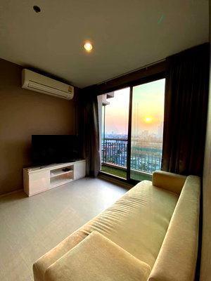 Condos for rent : 🎊 For Rent Condo RHYTHM SUKHUMVIT 42 Building 1, Floor 9,1 bed room, Room size 48 sqm