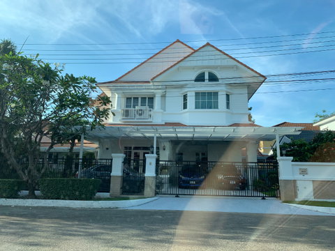ขายด่วนบ้านโครงการแลนด์แอนน์เฮาส์