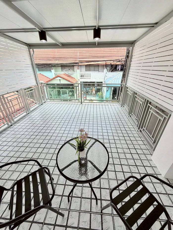 รูป บ้านสวย  มีระเบียงด้านหน้า  #หมู่บ้านพระปิ่น 3  บางใหญ่  ซอยตลาดพระปิ่น 3  ทาวน์เฮ้าส์ 3 ห้องนอน  ใกล้เซ็นทรัล เวสเกต - รูปที่ 16/21