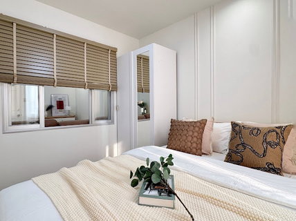 Lumpini Condo Town Bodindecha-Ramkhamhaeng For Sell