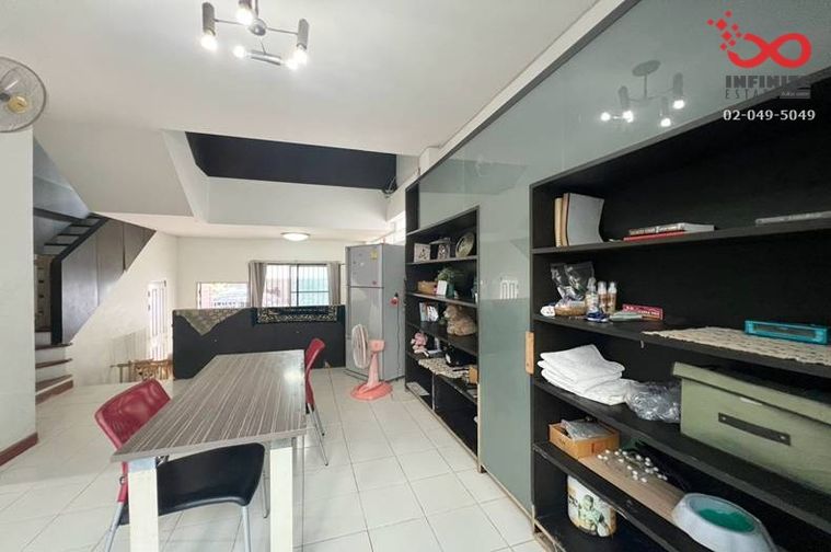 3-bed townhouse for sale, 23.1 sq wah, Baan Klang Muang Ladprao 71