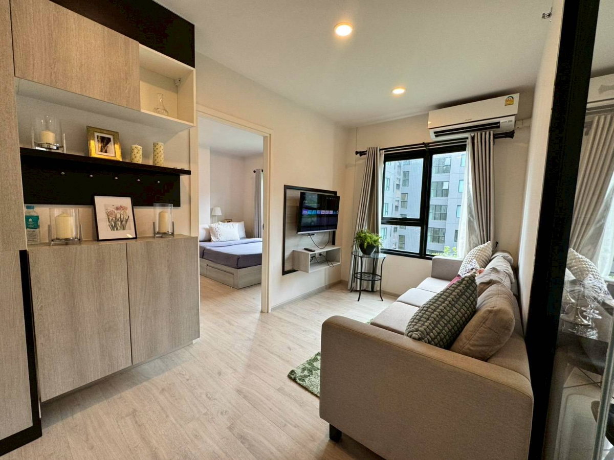 รูป ให้เช่า Escent ville condo เอสเซ็นท์ วิลล์ ติดเซ็นทรัลเฟส วิวสระว่ายน้ำ และสวน - รูปที่ 1/13