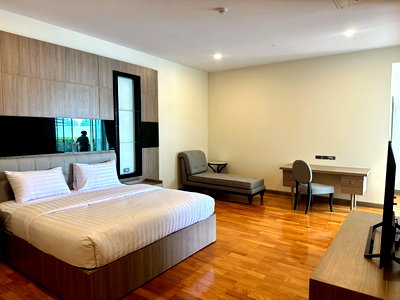คอนโดให้เช่า : LTH15213 – Ultra Luxury Penthouse for Rent Nana | Exclusive City Lifestyle | Near BTS Nana | 300,000 THB | เพนท์เฮ้าส์หรูให้เช่า นานา ห้องใหญ่พิเศษ ใกล้ BTS นานา
