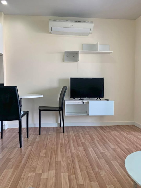 รูป R3011 ให้เช่าคอนโด We Condo เอกมัย-รามอินทรา (ว่างค่ะ) เลียบทางด่วนรามอินทรา ติดถนน ใกล้รถไฟฟ้า - รูปที่ 2/5