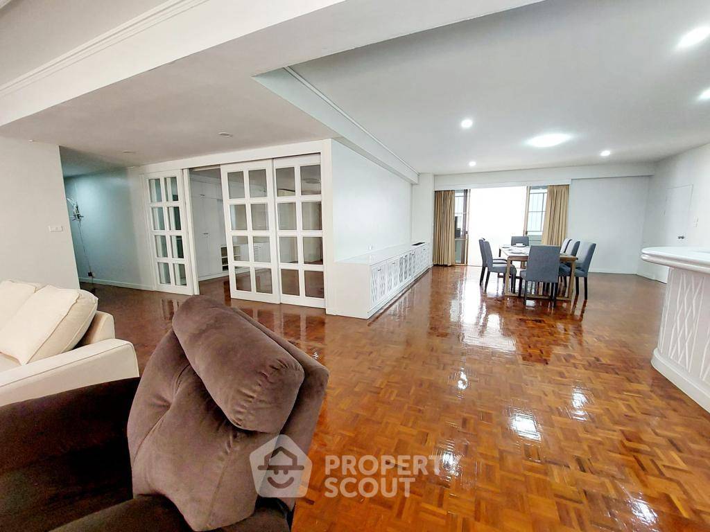 รูป คอนโด 4-ห้องนอน ที่ รีเยนซี่ คอร์ท คอนโดมิเนียม ใกล้ BTS พร้อมพงษ์ (ID 2875398) - รูปที่ 5/26