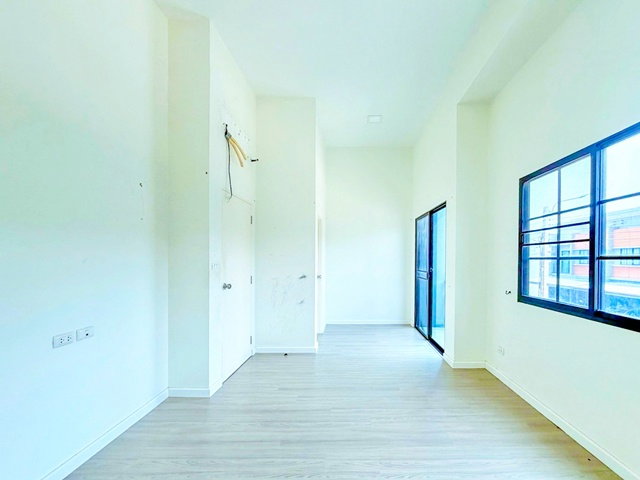 รูป MRTบางแค 2.5กม. รร.นานาชาติบริติชโคลัมเบีย 2 กม.19ตร.ว.150ตร.ม. ทำเลกัลปพฤกษ์-สาทร ทาวน์โฮม 2 ชั้นฟังก์ชัน 3 นอน 2 น้ำ - รูปที่ 4/8