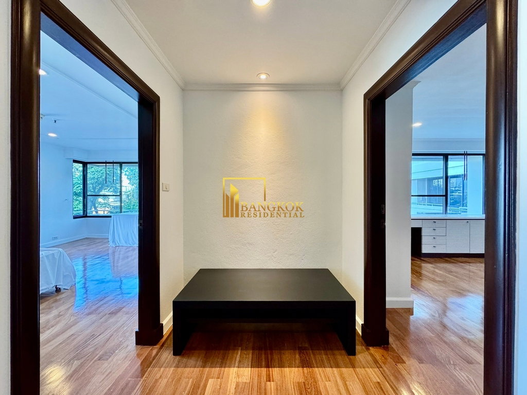 picture Spacious 3 Bedroom Apartment in Asoke - BR21171AP - 9/38