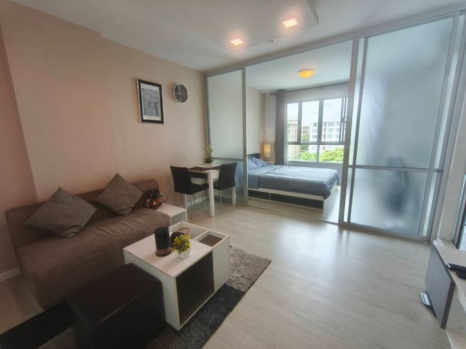 ให้เช่า D condo sign อยู่ติดกับเซ็นทรัลเฟสฯเชียงใหม่ ว่างพร้อมอยู่ วิวสระว่ายน้ำ