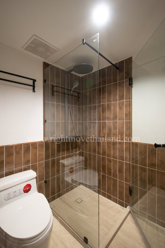 รูป Stylish Renovated 3-Bedroom Condo for Rent | Opposite NIST - รูปที่ 8/15