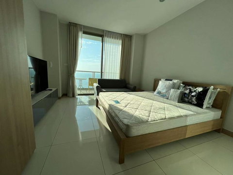 ⛵ Riviera Wongamat ⛵ Sea view / 21F / Studio room >> THB13,500/month彡
