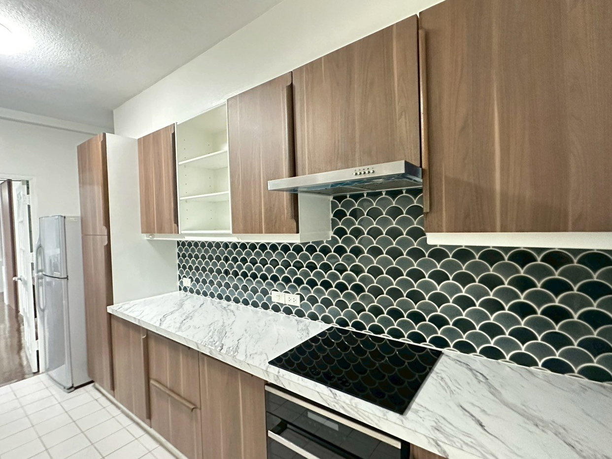 รูป LTH15381 – Spacious Condo Pet-Friendly for Rent Chit Lom | City Lifestyle Best Value | Near BTS Chit Lom | 85,000 THB - รูปที่ 4/6