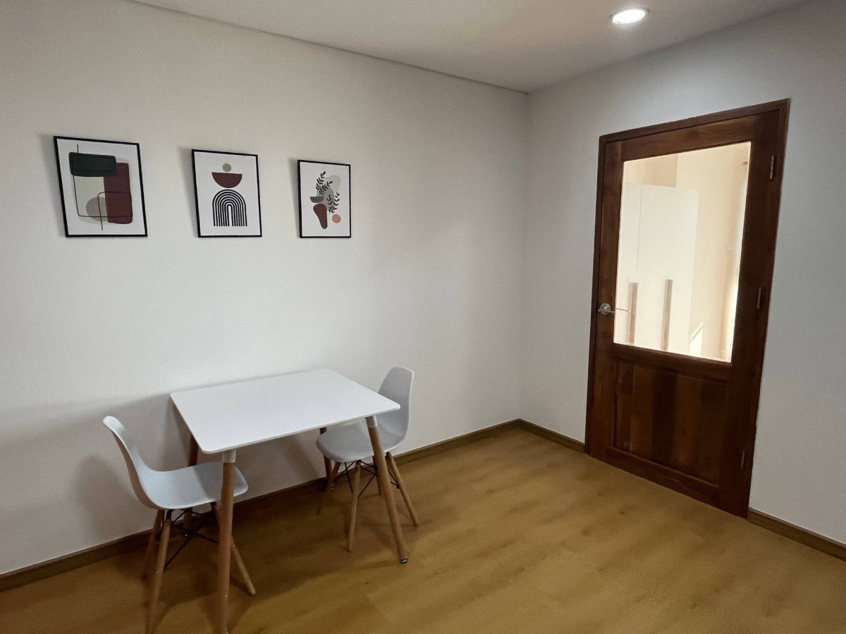 picture Code: 26KJ2327  for rent Bangna Complex 🔥🔥 Line ID: @kjcondo (with @)🔥🔥 - 4/13