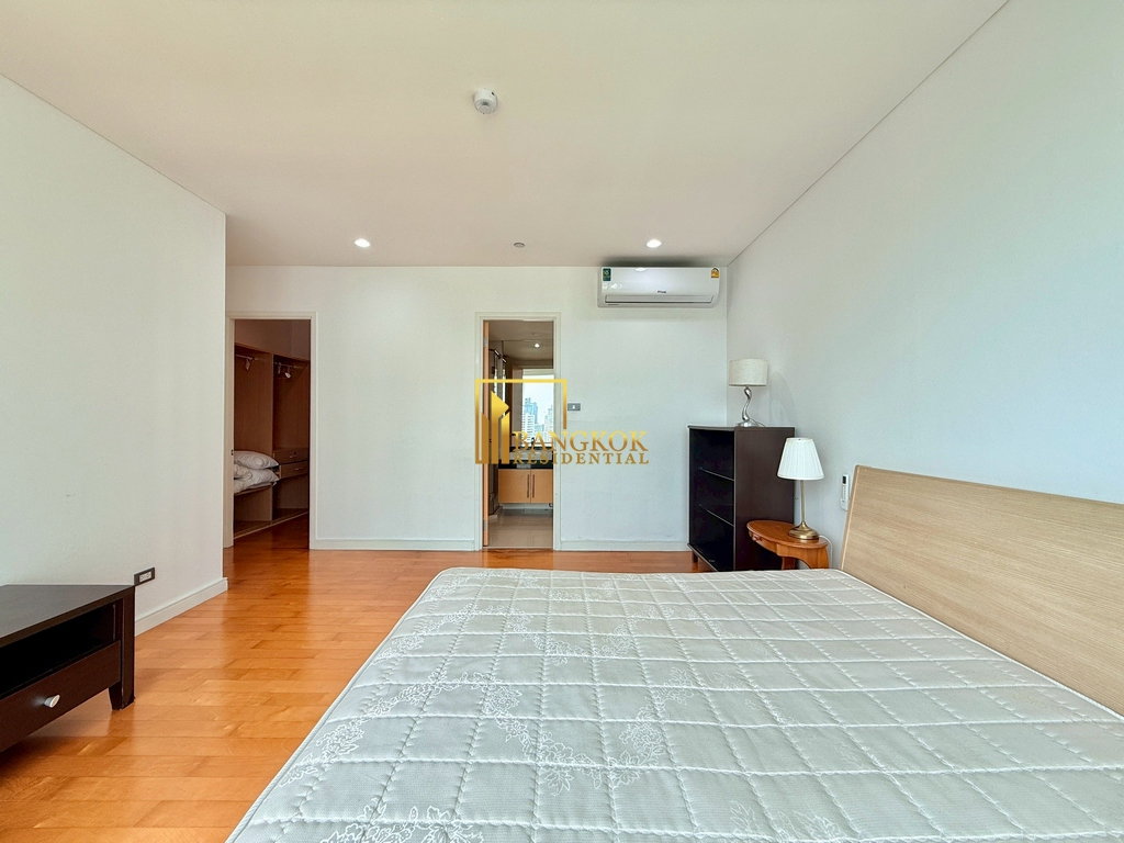 รูป Fullerton | Spacious 2 Bedroom Condo For Rent in Ekkamai - BR12193CD - รูปที่ 13/31