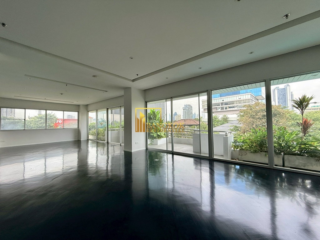 รูป Spacious 4 Bedroom Apartment With Private Terrace in Sathorn - BR21266AP - รูปที่ 42/62