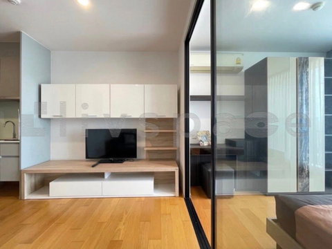 ▚ LJ126ツ ให้เช่า: Noble Revo Silom ✨ 1 ห้องนอน 37 ตร.ม. ใจกลางสาทร ชั้นสูง ทิศเหนือ พร้อมที่จอดรถ! 🏙️🛋️
