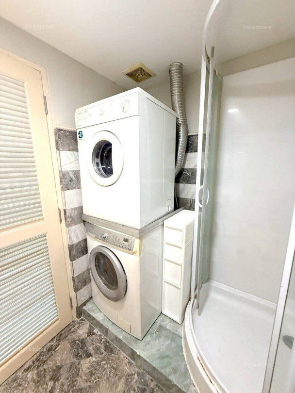 picture Silom Suite Condo Room for Rent  - 8/12