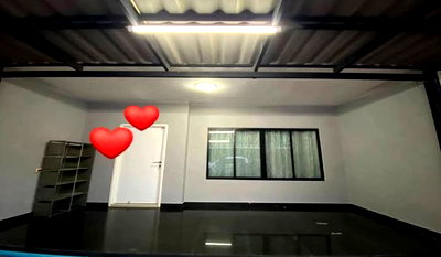 Townhouses for sale : 🔥Townhome for sale in a prime location on Therd Rachan Road. Located in Soi 1 