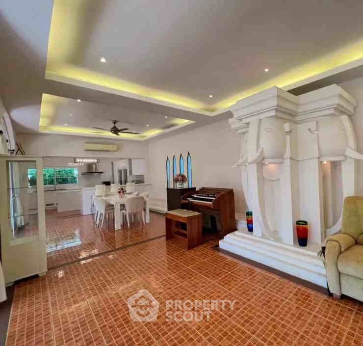 รูป คอนโด 4-ห้องนอน ที่ วินด์แฮม จอมเทียน พัทยา ใกล้ เมืองพัทยา (ID 2892965) - รูปที่ 11/17