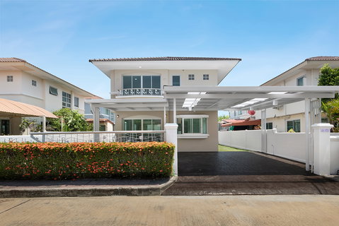 บ้านเดี่ยว 2 ชั้น รีโนเวทใหม่ หมู่บ้าน ศุภาลัย วิลล์ วงแหวน-รัตนาธิเบศร์ ใกล้ส่วนกลางโครงการ ทำเลดีในซอยคลองถนน ใกล้รถไฟฟ้า