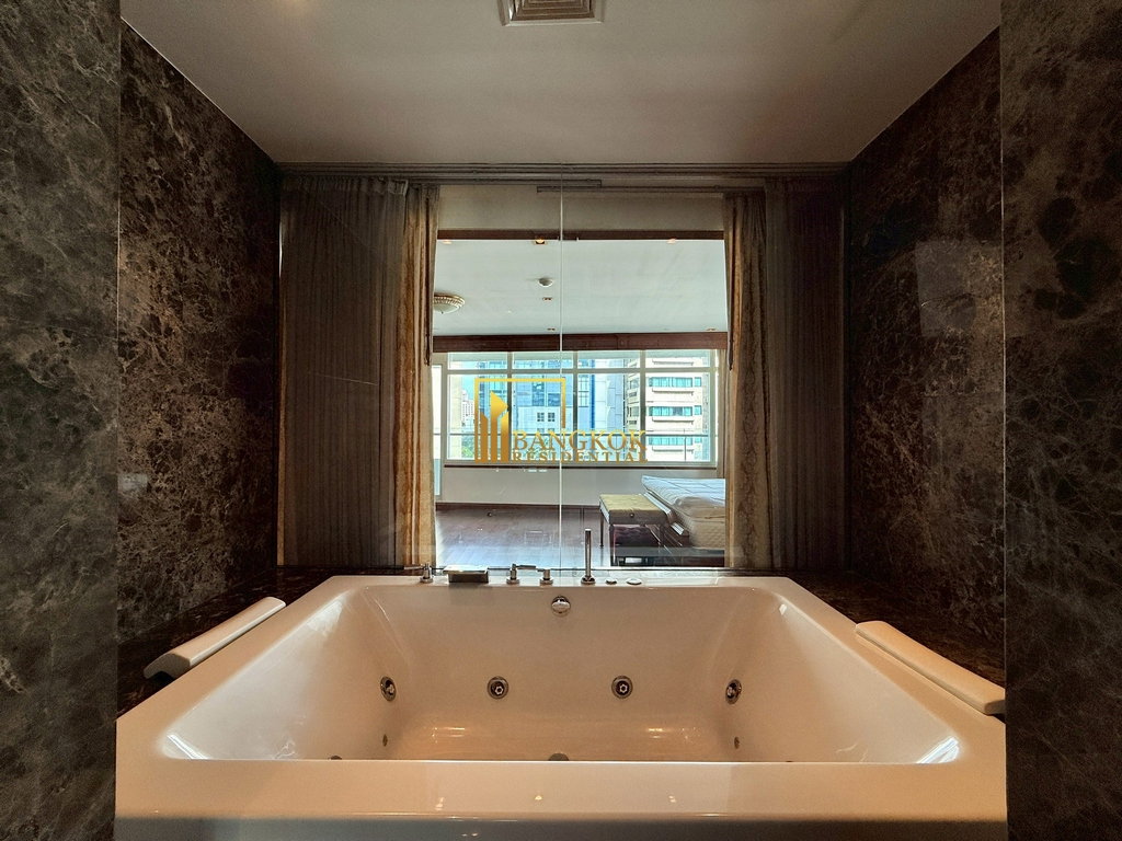 picture Le Raffine 31 | Refined 3 Bed Duplex Condo With Private Pool - BR61348CD - 24/60