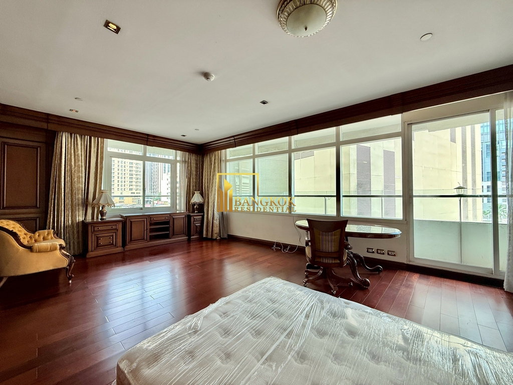 picture Le Raffine 31 | Refined 3 Bed Duplex Condo With Private Pool - BR61348CD - 31/60