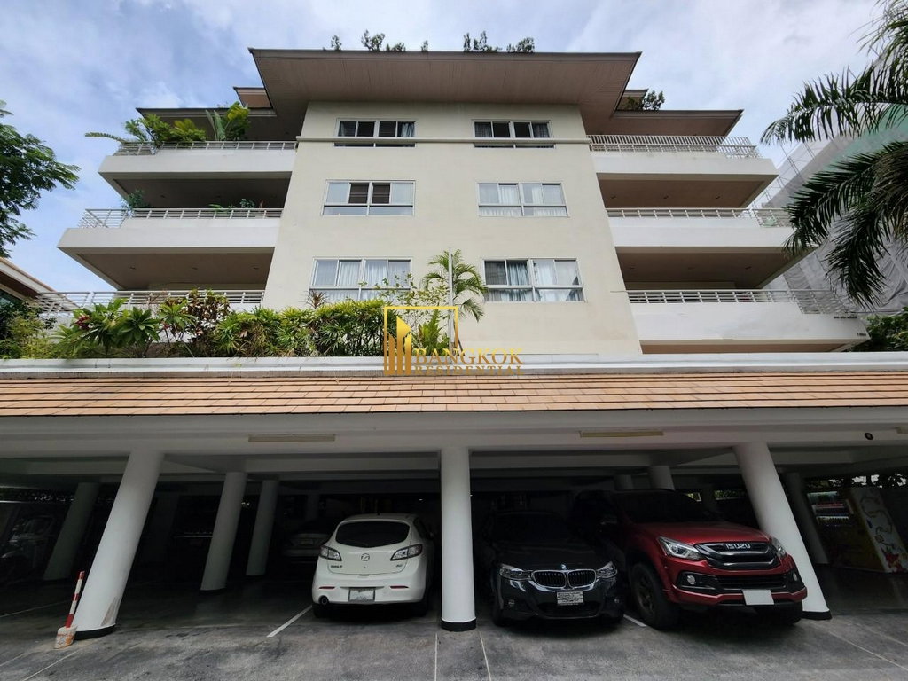 รูป Stunning 3 Bedroom Apartment in Sathorn Area - BR0602AP - รูปที่ 33/33