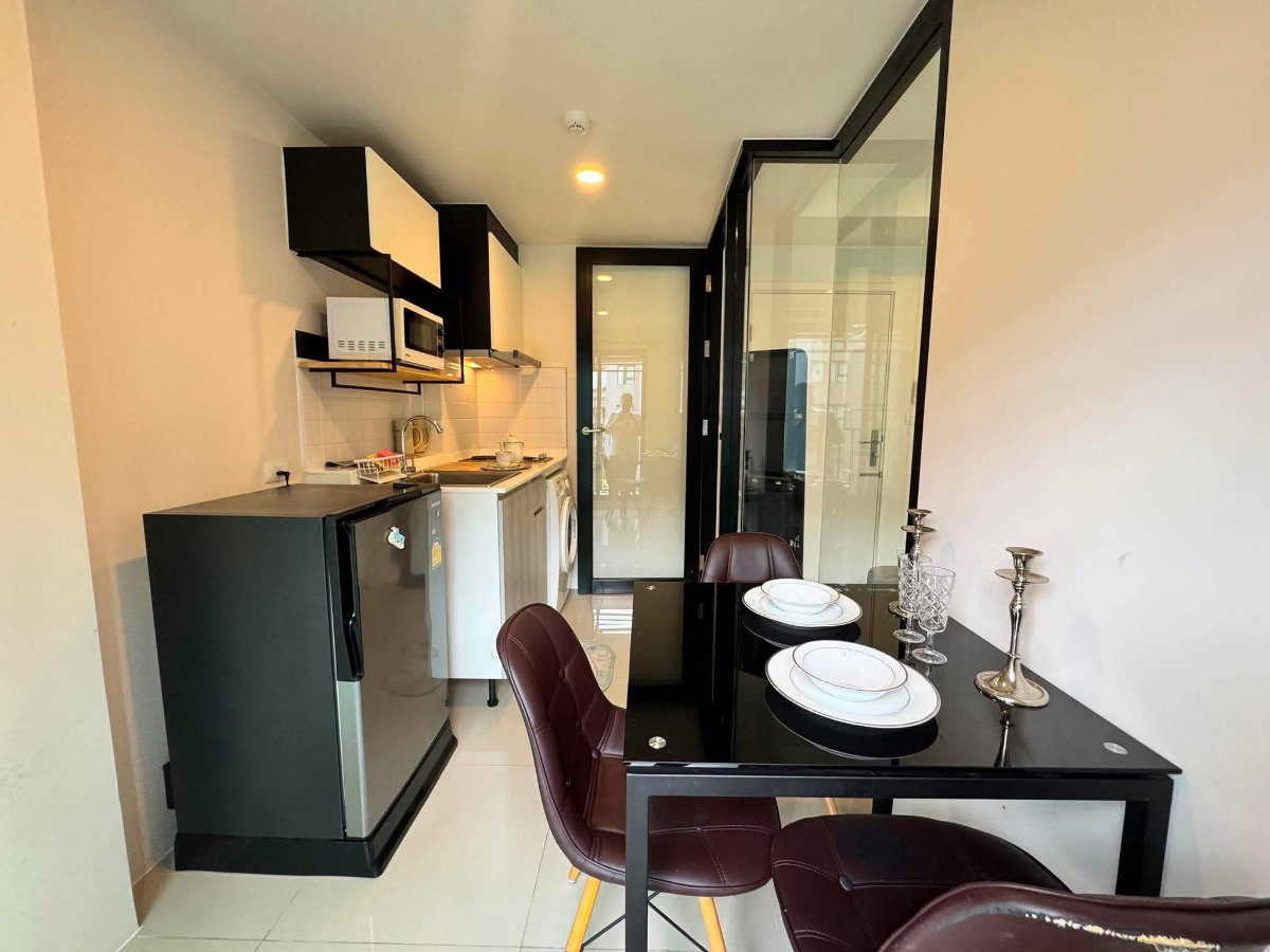 รูป ✅ให้เช่า escent ville วิวสระ ห้อง32ตรม.ชั้น5 12,000บาท ☎️064-792-4426(เบญ) - รูปที่ 5/10
