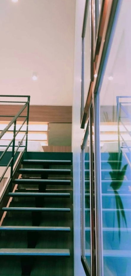 รูป ✅ ✅ ให้เช่า - The LOFTS Silom , Super Luxury Duplex 1 ห้องนอน พร้อมเข้าอยู่ ติดต่อไลน์ @bktasset โทร 095-325-8928 - รูปที่ 3/7