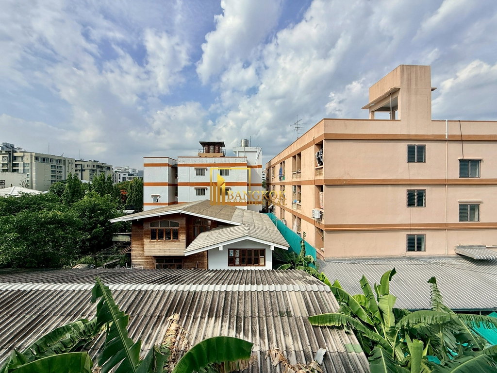 รูป Incredible 4 Bedroom Luxury Pool Villa in Thong Lo Area - BR27616SH - รูปที่ 42/55