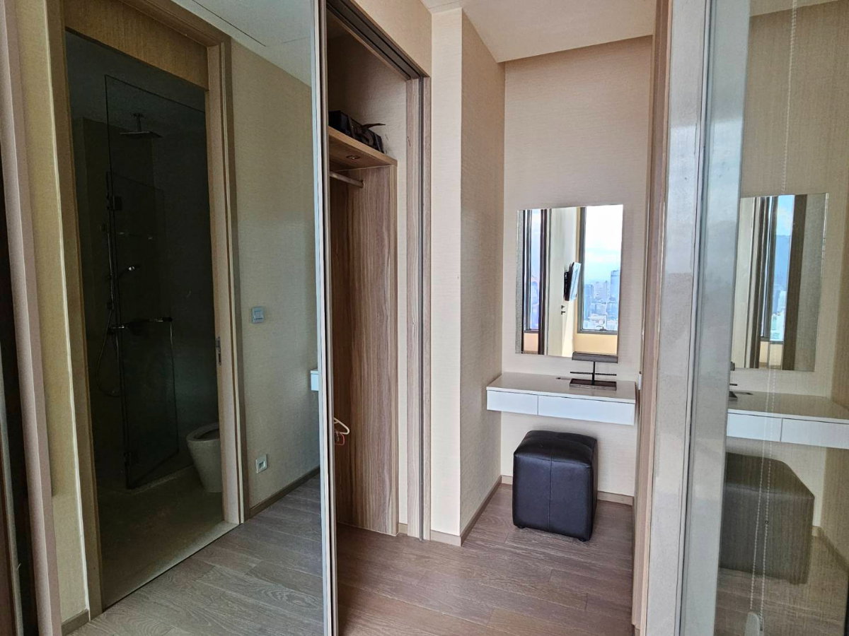 รูป For rent : The Esse Asoke Beautiful decor unit with Stunning City View 1BR - รูปที่ 10/10