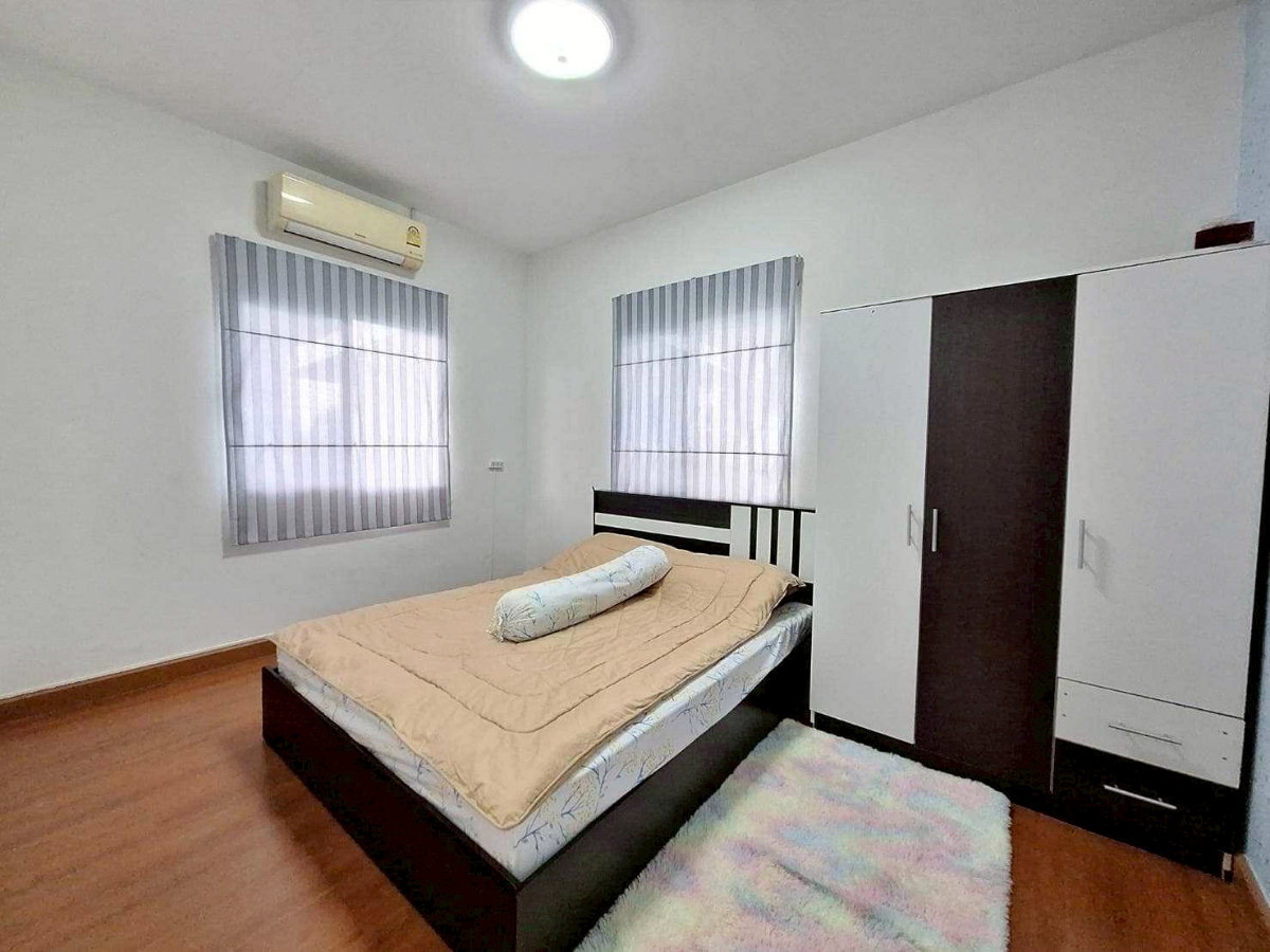 รูป ขายบ้านแฝด สไตล์บ้านเดี่ยว ใกล้โรงเรียนนานาชาติ ISE บ่อวิน - รูปที่ 12/16